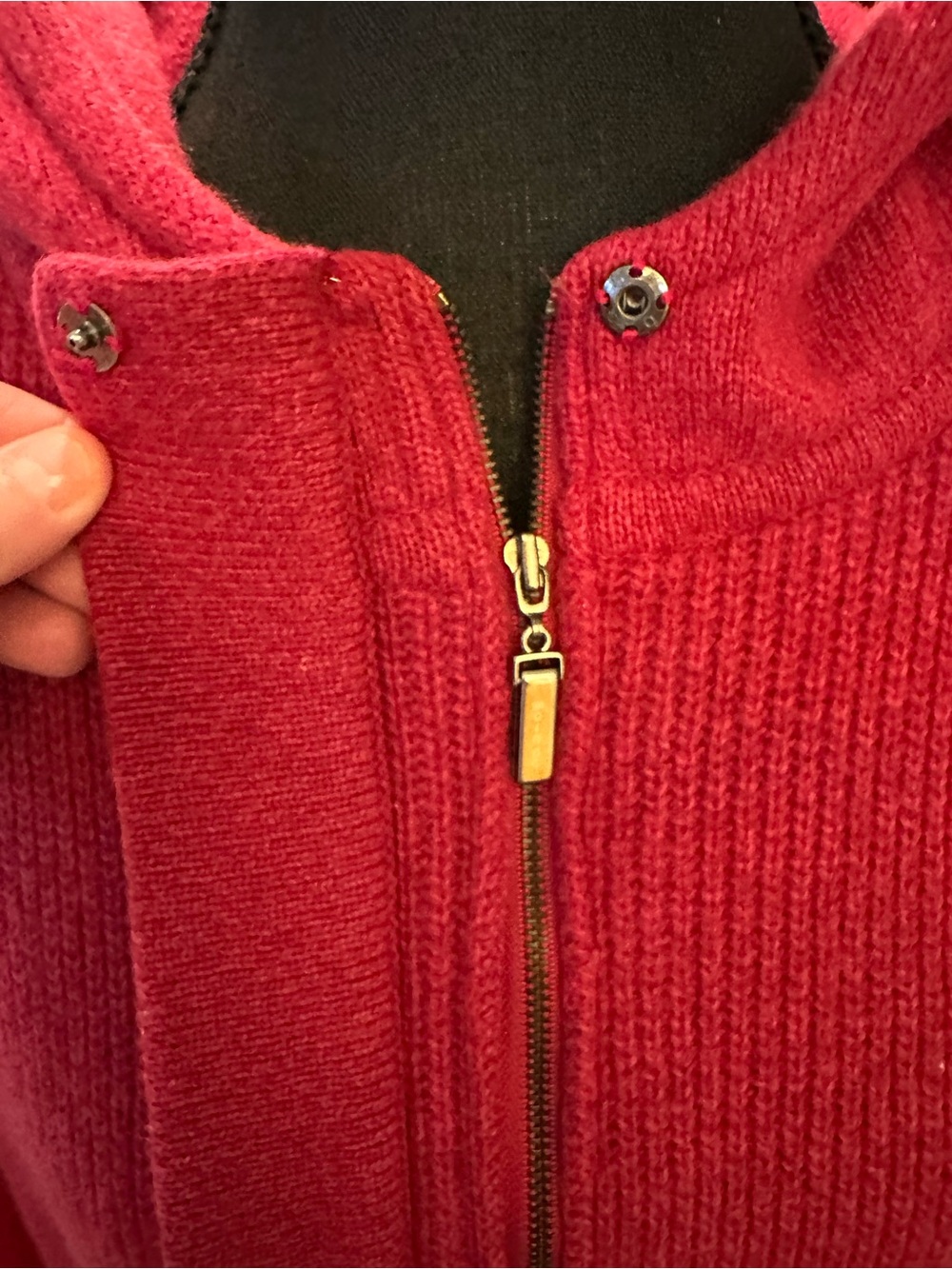 Morado Medium Red Hooded Coat 18” PTP - Picture 9 of 16